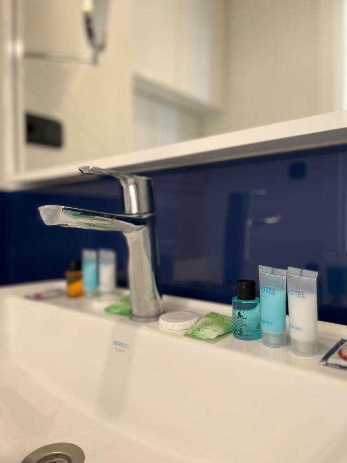 Orbi City Aparthotel Black Sea View Батуми Екстериор снимка