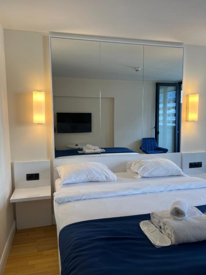 Orbi City Aparthotel Black Sea View Батуми Екстериор снимка