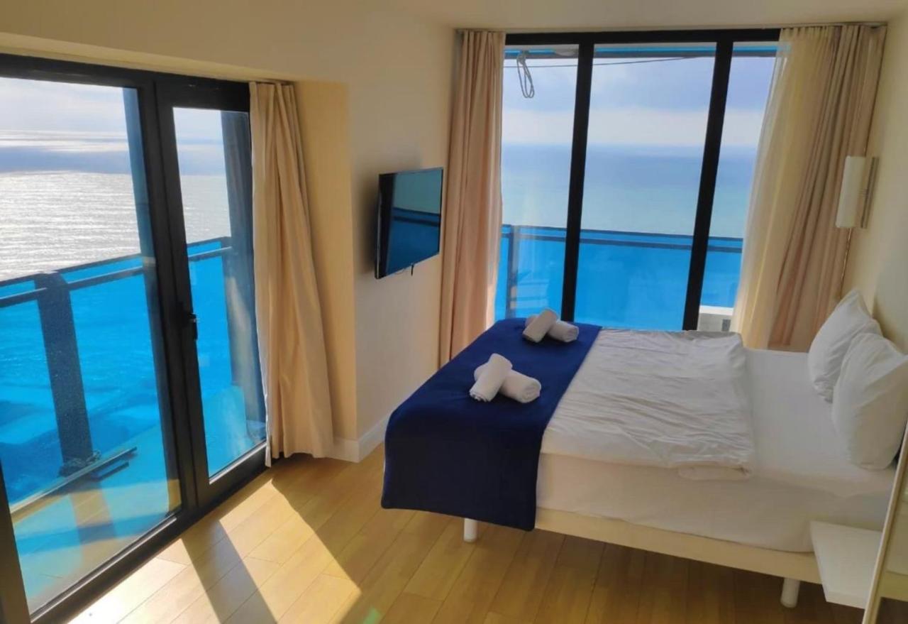 Orbi City Aparthotel Black Sea View Батуми Екстериор снимка