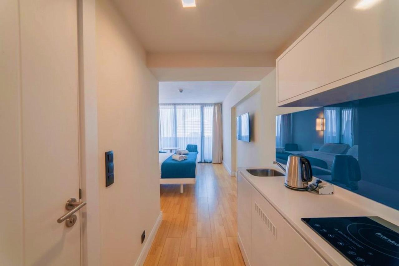 Orbi City Aparthotel Black Sea View Батуми Екстериор снимка
